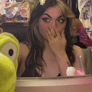 Meet your Posher, Mya